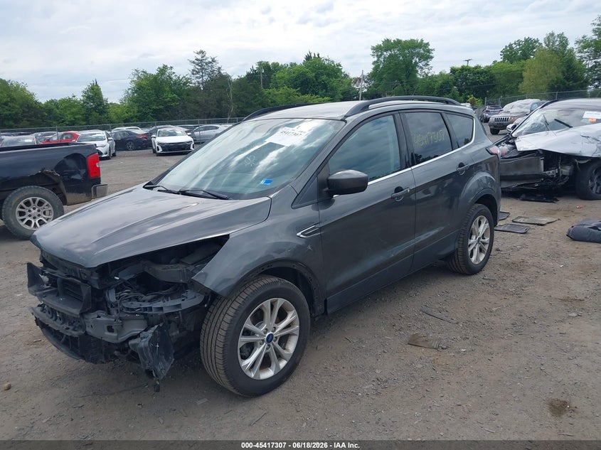 2017 FORD ESCAPE auction photo 2