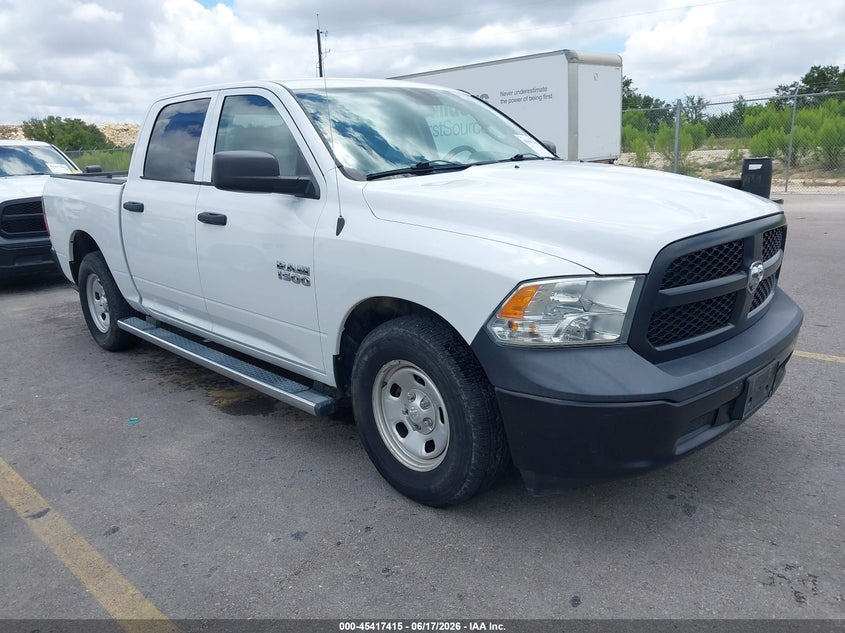 2017 RAM 1500 TRADESMAN  4X2 5'7 BOX
