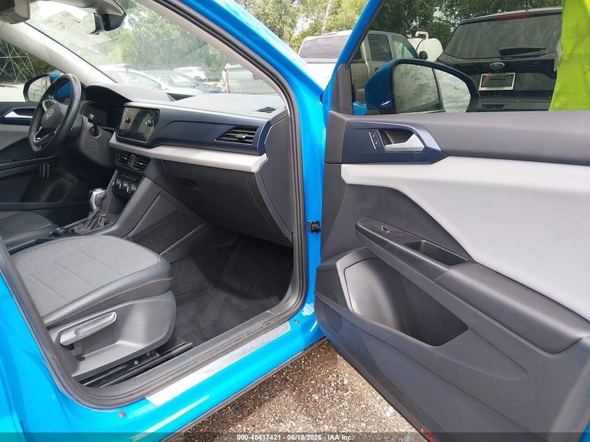 2022 VOLKSWAGEN TAOS auction photo 5