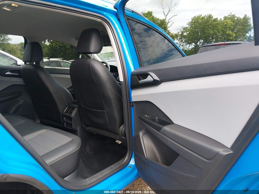 2022 VOLKSWAGEN TAOS auction photo 8
