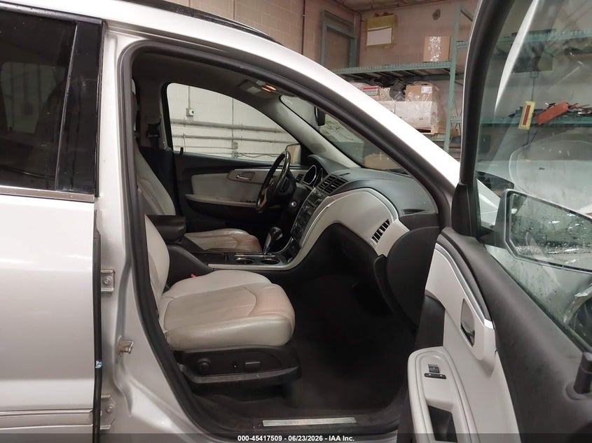 2012 CHEVROLET TRAVERSE auction photo 5