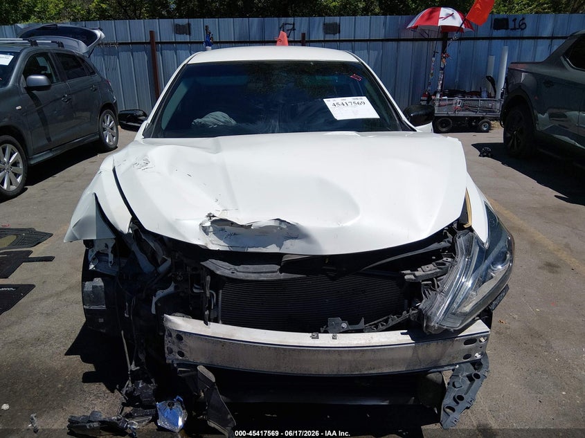 VIN 1N4AL3AP1JC218527 2018 NISSAN ALTIMA 2.5 SR