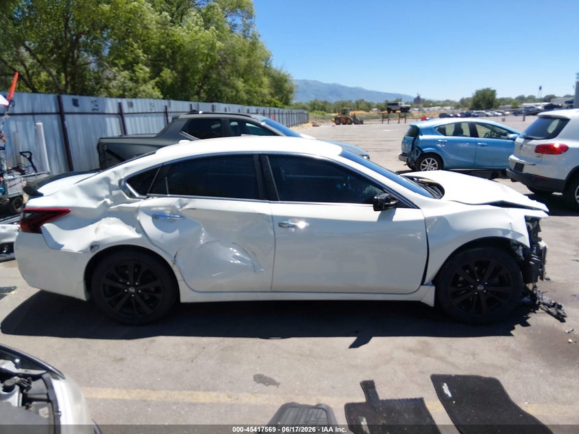 VIN 1N4AL3AP1JC218527 2018 NISSAN ALTIMA 2.5 SR