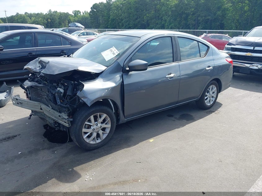 Vin: 3n1cn7ap2jl879253, lot: 45915732, nissan versa 1.6 sv 20182