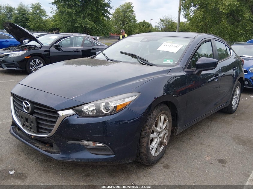 2018 MAZDA MAZDA3 auction photo 2