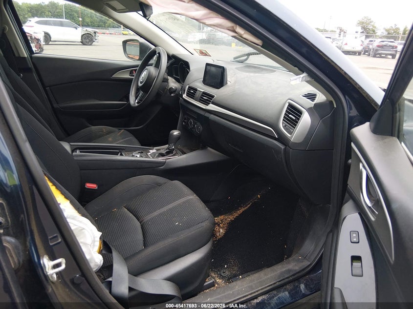 2018 MAZDA MAZDA3 auction photo 5