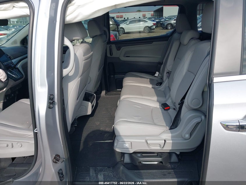 2023 HONDA ODYSSEY auction photo 8