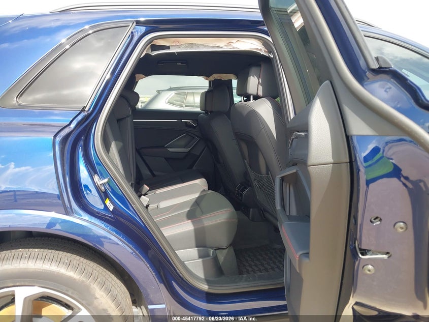 2025 Audi Q3 Premium 45 Tfsi S Line Quattro Tiptronic VIN: WA1EECF37S1108729 Lot: 45417792