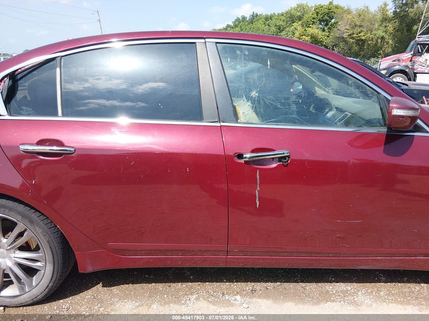 2011 Hyundai Genesis 3.8 VIN: KMHGC4DE2BU121722 Lot: 45417903