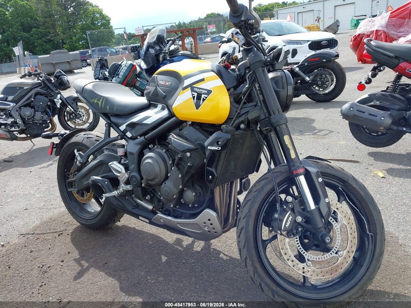 2025 Triumph Motorcycle Trident 660