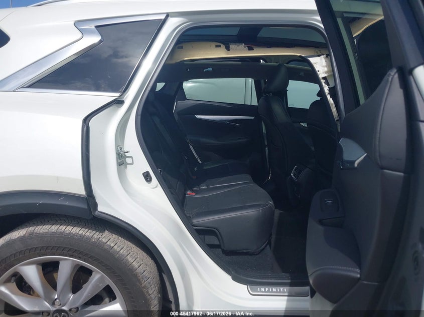 2021 INFINITI QX50 auction photo 8