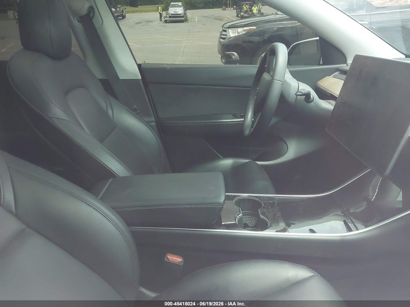 2021 TESLA MODEL Y auction photo 5