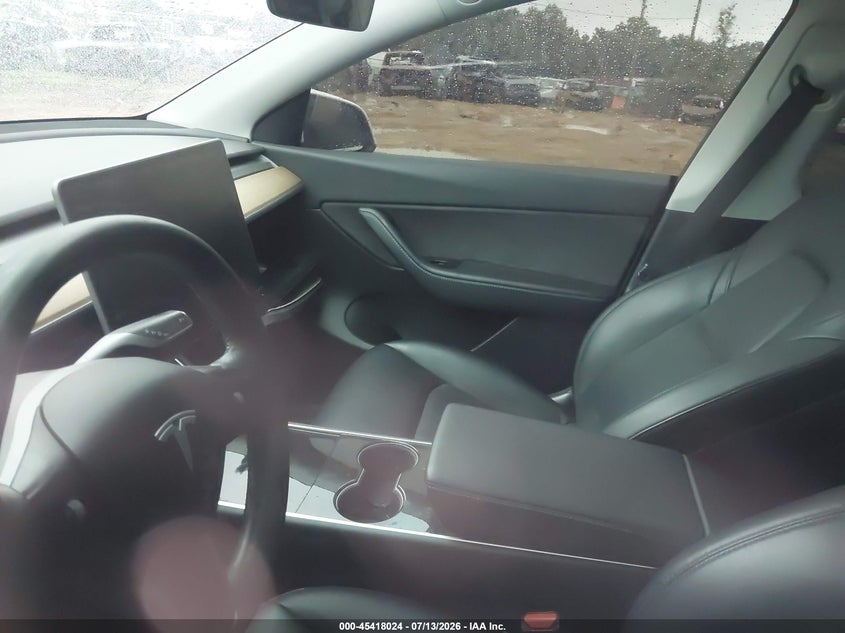 2021 TESLA MODEL Y auction photo 7