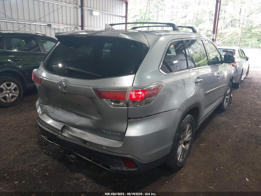 2015 TOYOTA HIGHLANDER auction photo 4