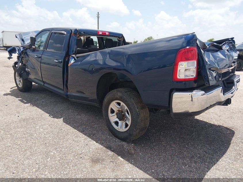 2019 RAM 3500 auction photo 3