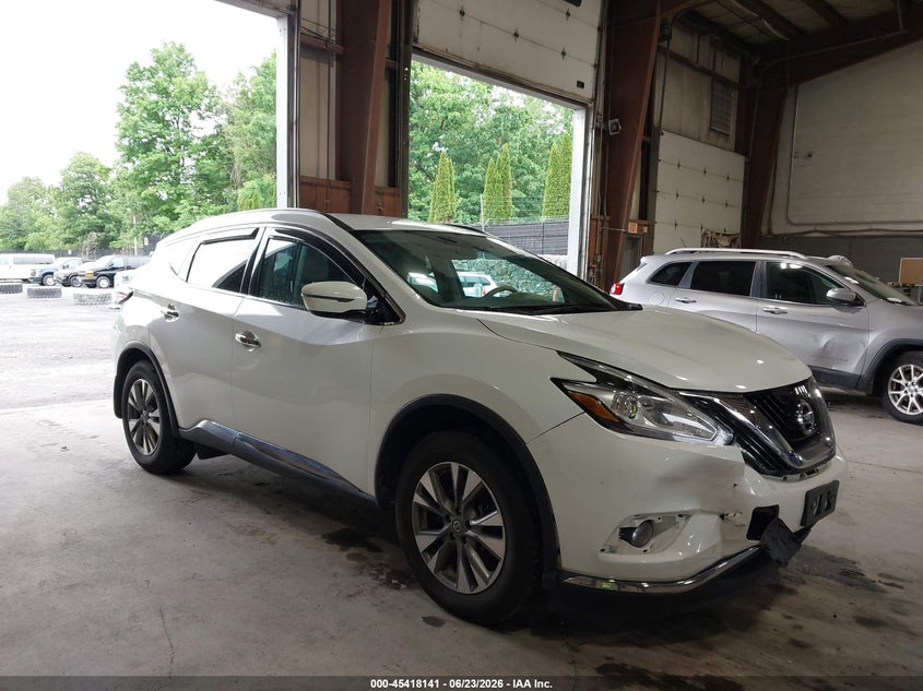 2015 NISSAN MURANO SV