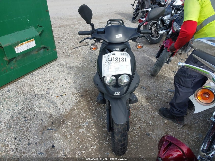 2020 GENUINE SCOOTER CO. ROUGHHOUSE auction photo 5