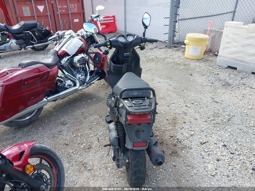 2020 GENUINE SCOOTER CO. ROUGHHOUSE auction photo 6