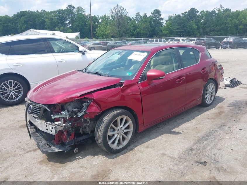 Vin: jthkd5bh6d2158221, lot: 45916240, lexus ct 200h 20132