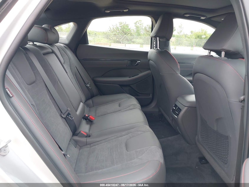 2025 HYUNDAI SONATA auction photo 8