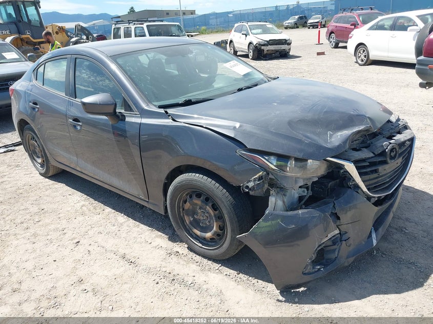2016 MAZDA MAZDA3 auction photo 1