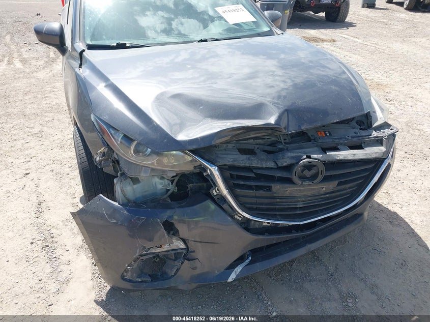 2016 MAZDA MAZDA3 auction photo 6