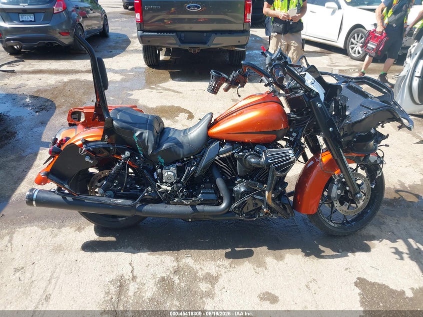 2020 Harley-Davidson Fltrxs VIN: 1HD1KTP14LB615835 Lot: 45418309