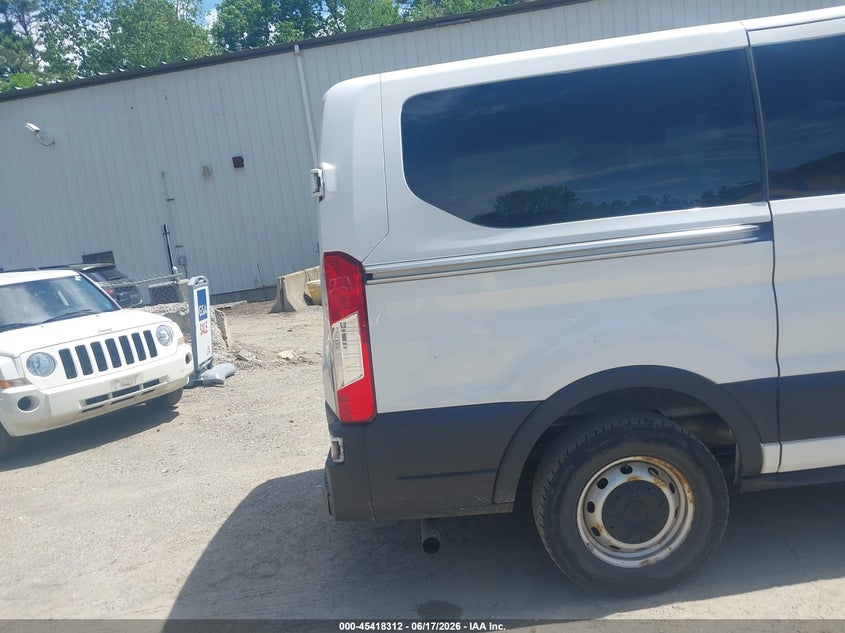 2020 FORD TRANSIT-150 PASSENGER VAN — Фото 16