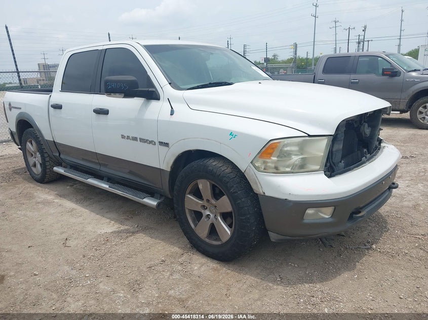 Vin: 1d7rb1ct3bs583318, lot: 45916365, ram ram 1500 slt 2011 img_1