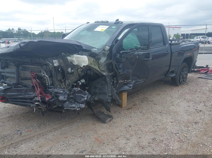 2024 GMC SIERRA 2500HD auction photo 2