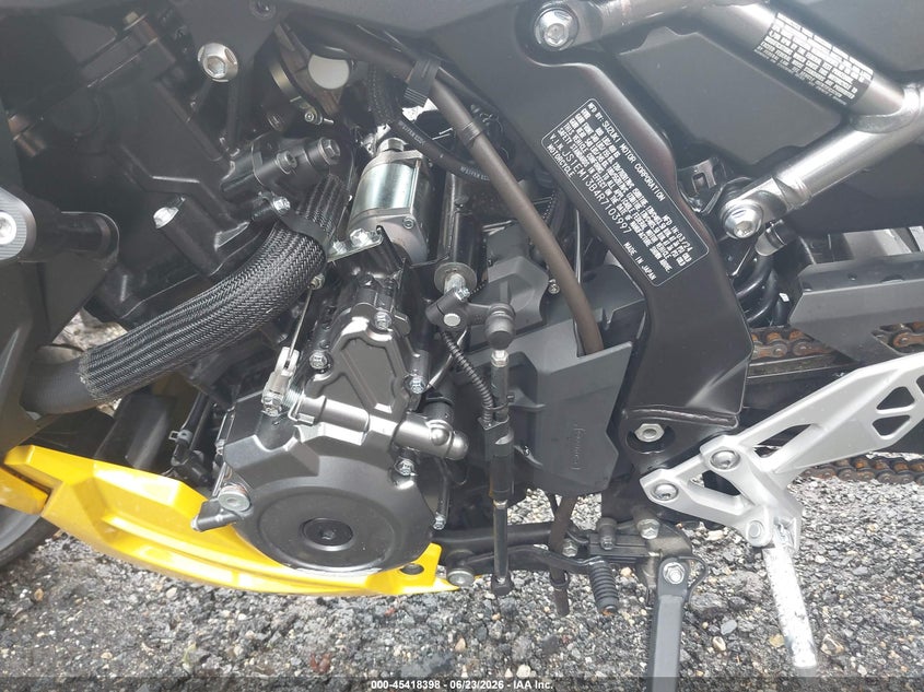 2024 Suzuki Gsx800 F VIN: JS1EM13B4R7103997 Lot: 45418398
