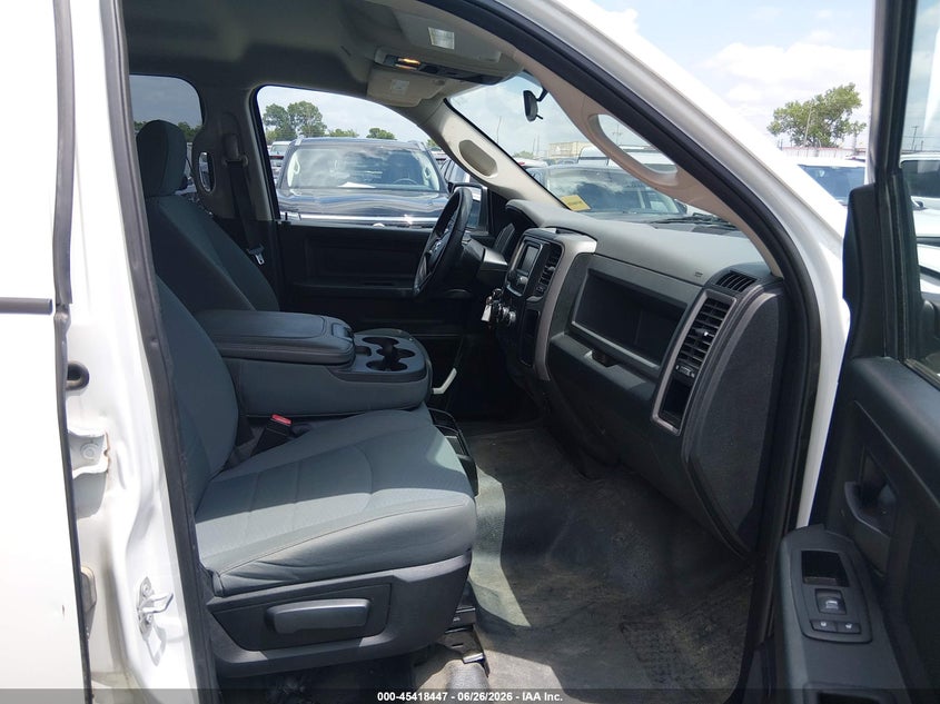 2017 RAM 1500 auction photo 5
