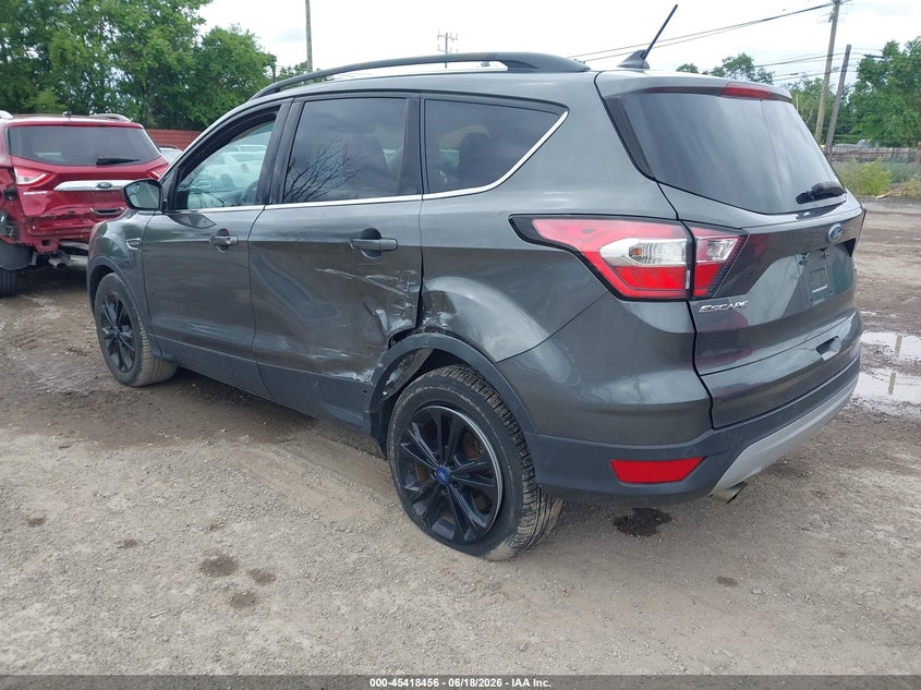 Vin: 1fmcu9hd5jub30861, lot: 45916507, ford escape sel 20183