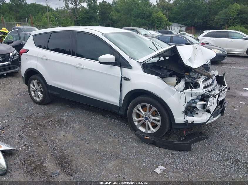 FORD ESCAPE SE 2019
