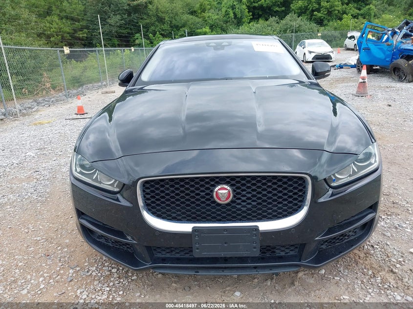 2017 Jaguar Xe 25T Premium VIN: SAJAD4BG6HA952499 Lot: 45418497