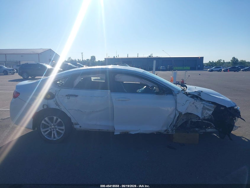 CHRYSLER 200 2015 VIN 1C3CCCAB7FN585908