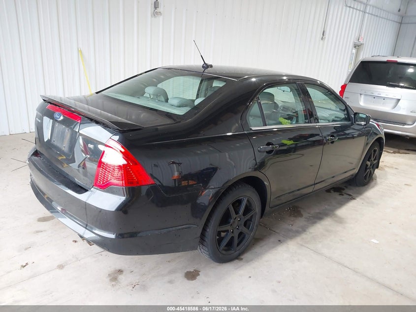 2010 FORD FUSION auction photo 4