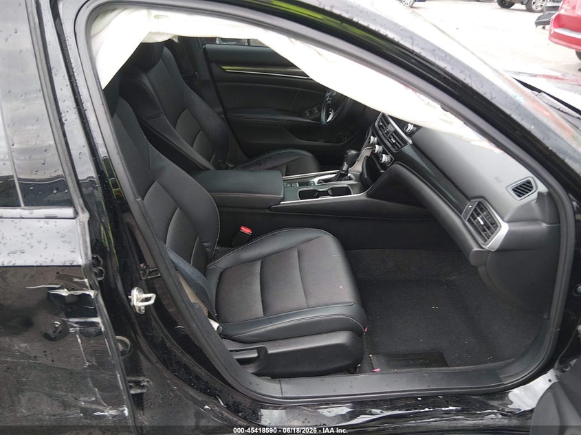 2018 HONDA ACCORD SPORT — Photo 5