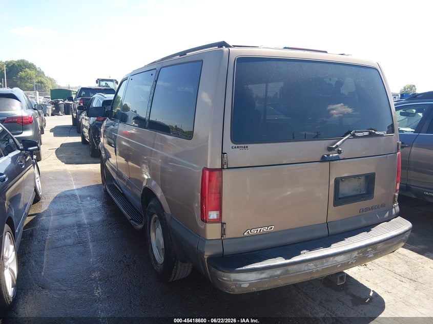 1999 CHEVROLET ASTRO PASSENGER auction photo 3