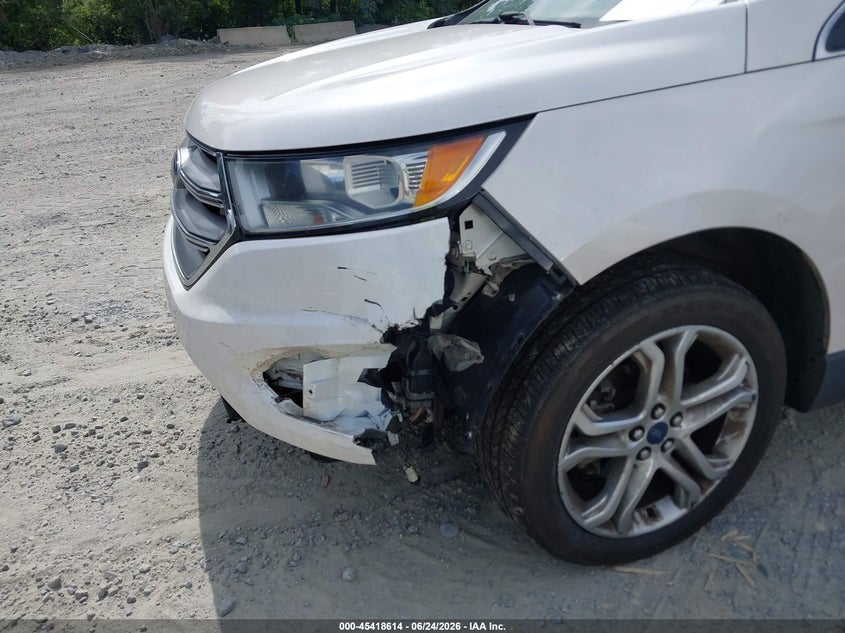 2017 FORD EDGE auction photo 6