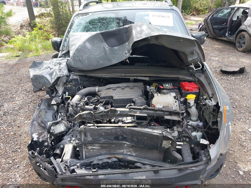 2022 JEEP RENEGADE auction photo 6