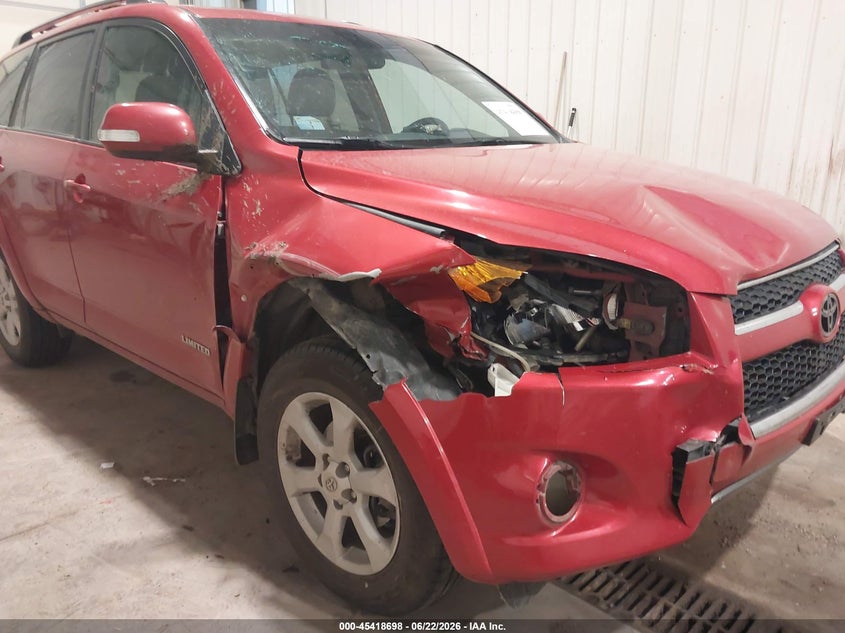 2011 TOYOTA RAV4 auction photo 6