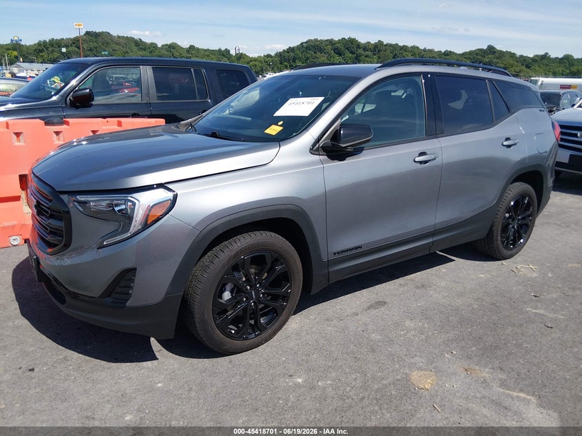 2021 GMC TERRAIN auction photo 2