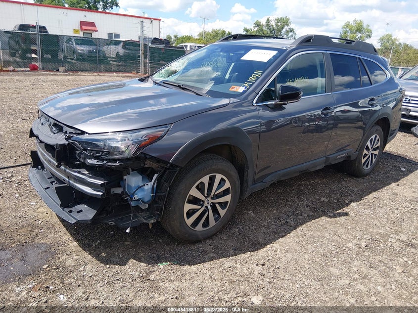 2025 SUBARU OUTBACK auction photo 2