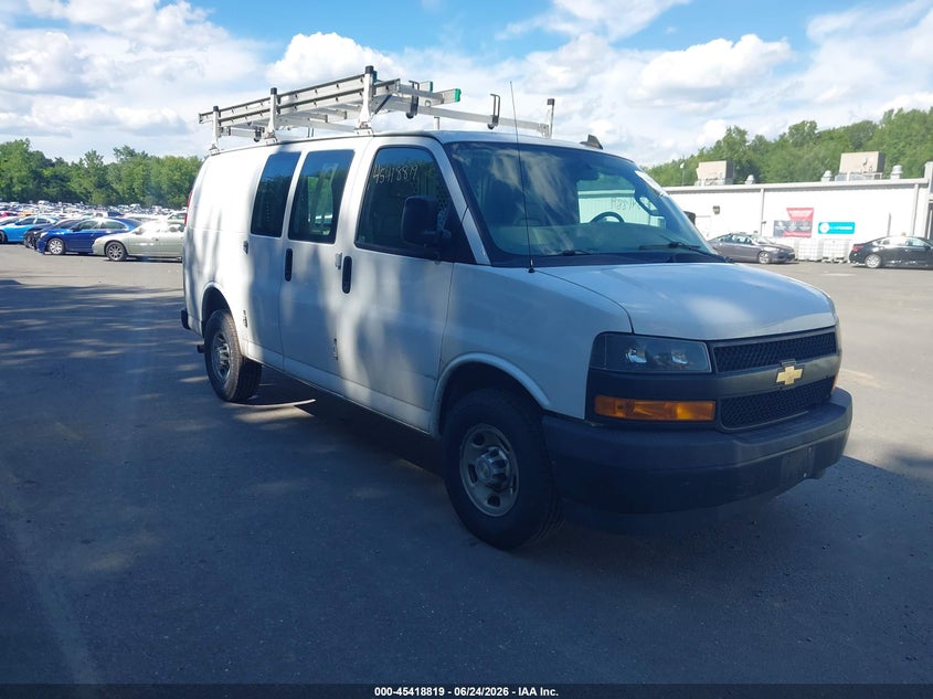 Vin: 1gcwgafp3l1230338, lot: 45916870, chevrolet express cargo rwd 2500 regular wheelbase wt 2020 img_1