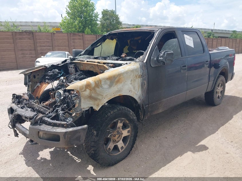 2005 FORD F-150 auction photo 2