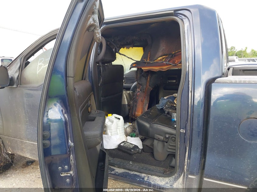 2005 FORD F-150 auction photo 8
