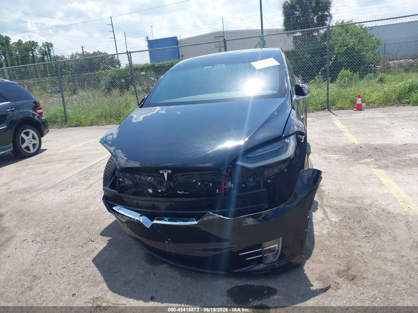 2019 Tesla Model X 100D/75D/Long Range/Standard Range VIN: 5YJXCDE24KF152794 Lot: 45418872