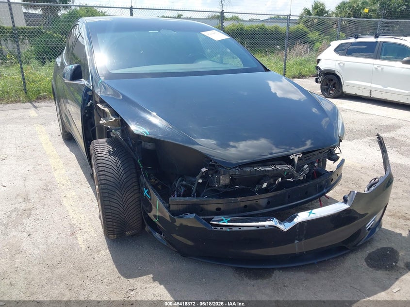 2019 Tesla Model X 100D/75D/Long Range/Standard Range VIN: 5YJXCDE24KF152794 Lot: 45418872
