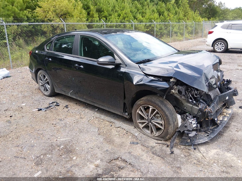 2024 KIA FORTE auction photo 1